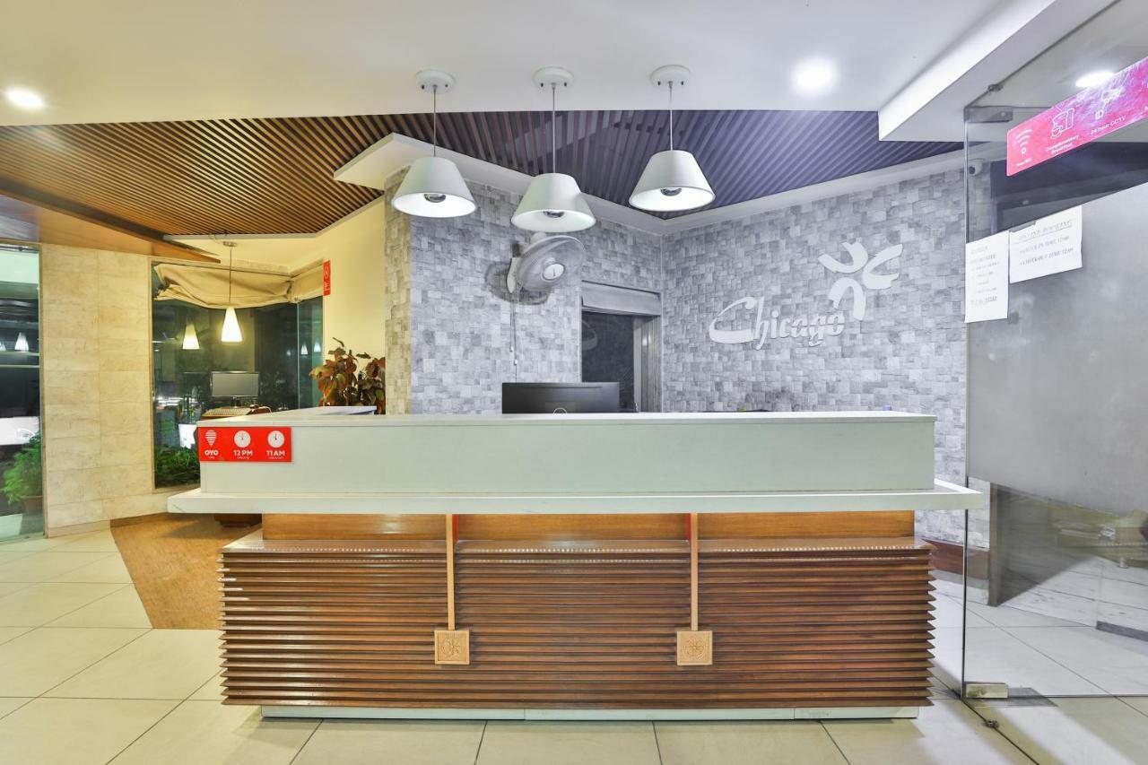 Hotel Chicago 아흐메다바드 외부 사진